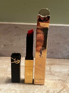 Yves Saint Laurent Slim Lipstick – Black and Gold with Red Bullet